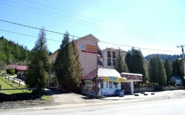 Отель ""Межгорье