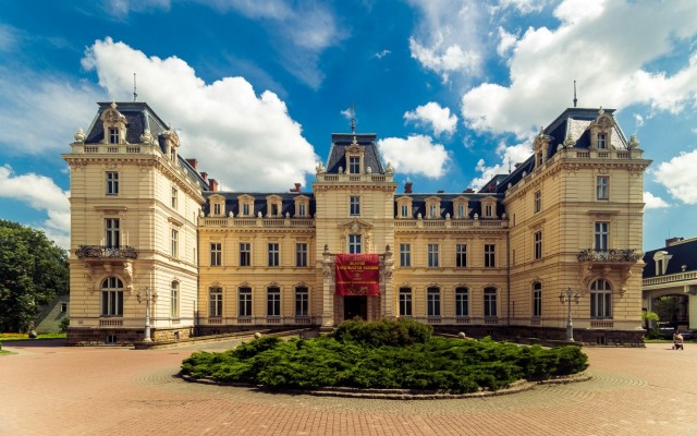 Дворец Потоцких