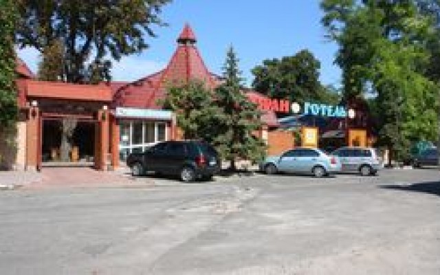 Одесса: "Закарпатская колыба"